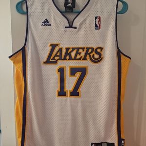 VINTAGE LAKERS JERSEY